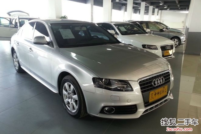 奥迪A4L2010款2.0TFSI 舒适型