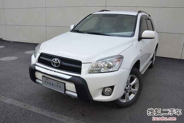 丰田RAV42011款2.0L 自动经典版