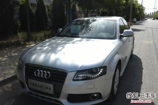 奥迪A4L2011款2.0TFSI 舒适型