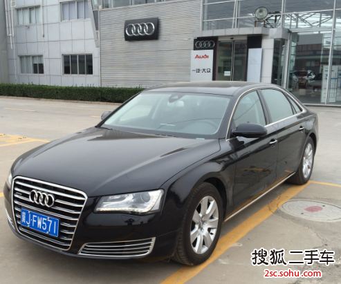 奥迪A8L2013款50 TFSI quattro豪华型