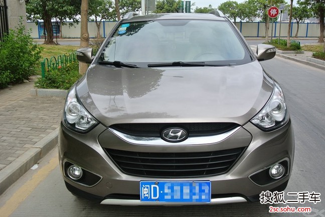 现代ix352010款2.4L 自动两驱尊贵版GLS 