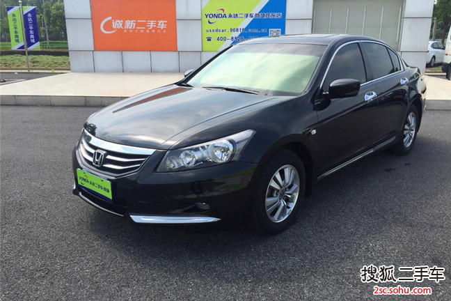 本田雅阁2011款2.0L EX