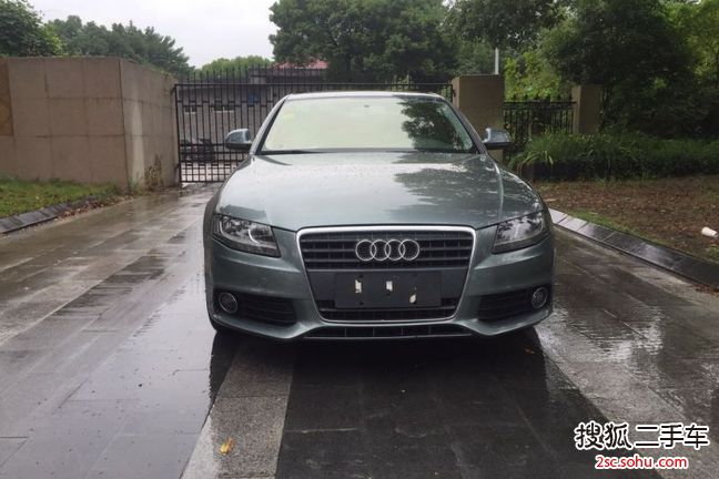 奥迪A4L2011款1.8TFSI 舒适型