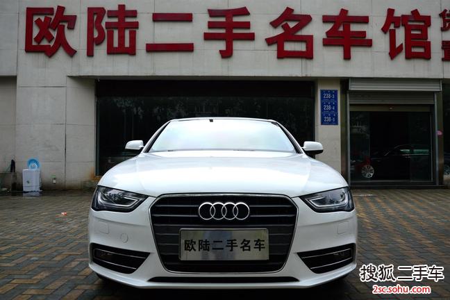 奥迪A4L2015款35 TFSI 自动标准型