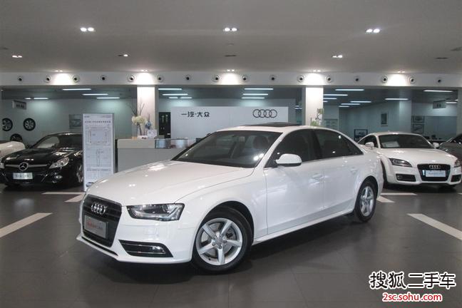 奥迪A4L2013款30 TFSI 自动舒适型