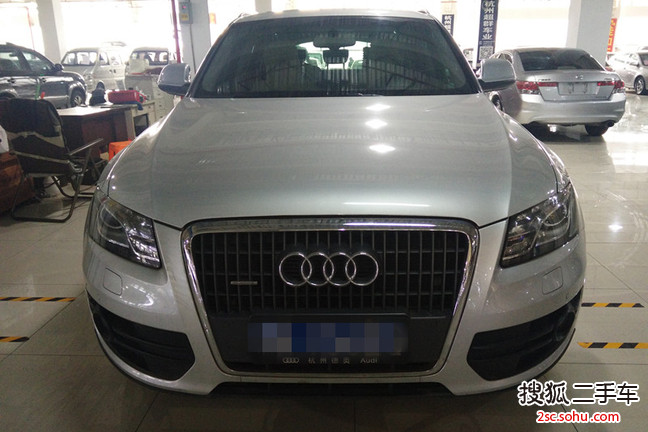 奥迪Q52011款2.0TFSI 技术型