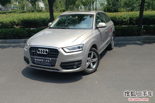 奥迪Q32013款40 TFSI 全时四驱豪华型