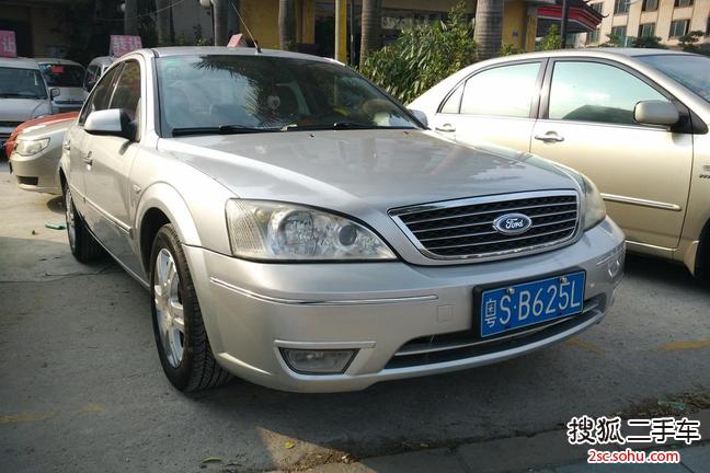 福特蒙迪欧2005款04款 2.0 Ghia-X 尊贵型 自动