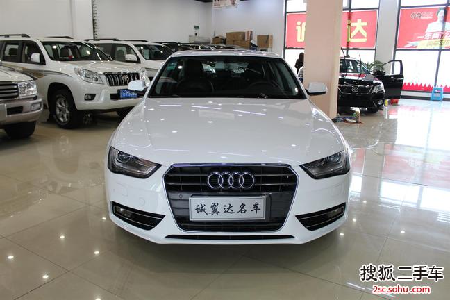 奥迪A4L2013款35 TFSI 自动标准型