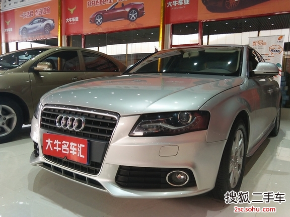 奥迪A4L2011款2.0TFSI 豪华型