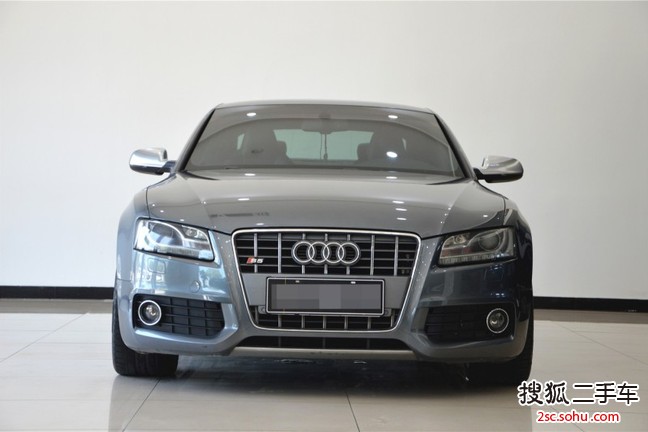 奥迪RS52012款RS 5 Coupe