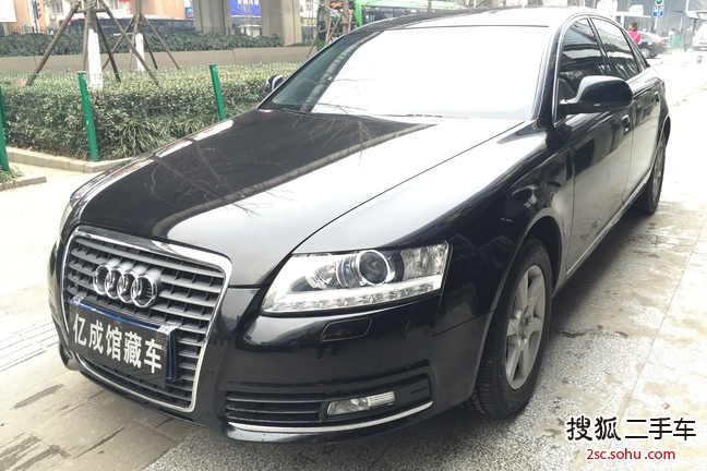 奥迪A4L2010款2.0TFSI 标准型