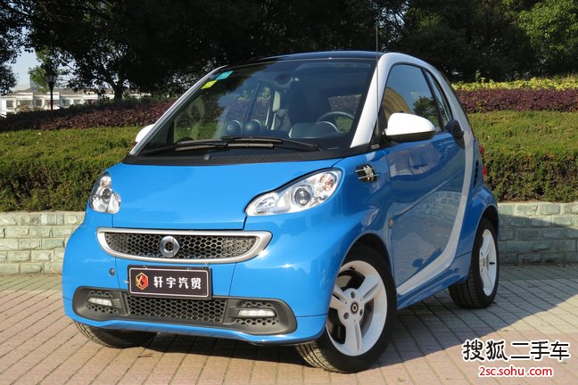 smartfortwo2013款1.0T 硬顶冰炫特别版