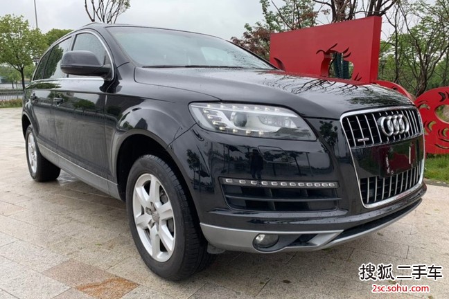 奥迪Q72011款3.0TFSI 专享型(L)