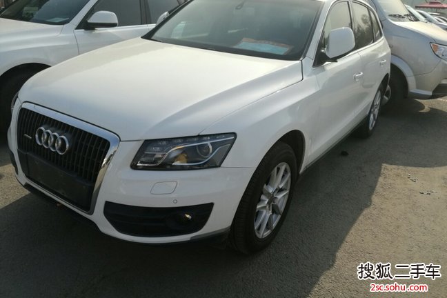 奥迪Q52010款2.0TFSI 豪华型