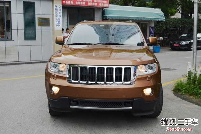 Jeep大切诺基2011款3.6L 70周年纪念版