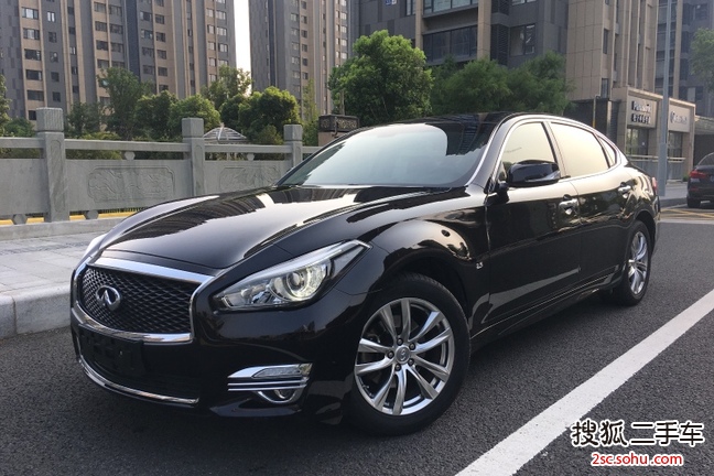 英菲尼迪Q702015款Q70L 2.5L 豪华版