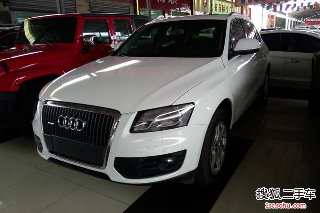 奥迪Q52010款2.0TFSI 技术型