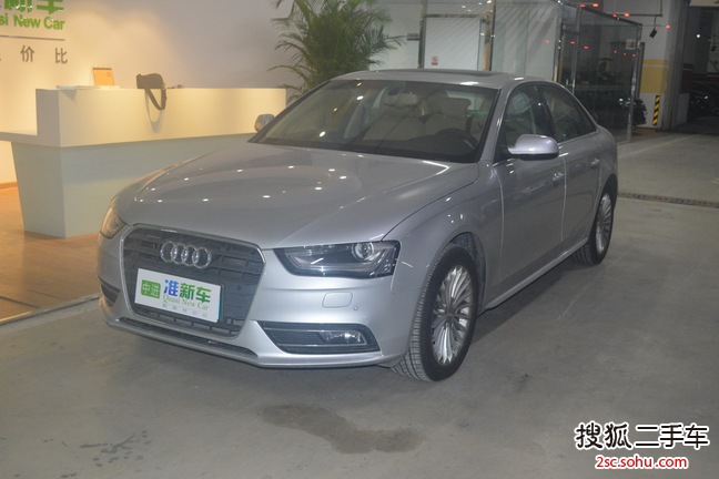 奥迪A4L2013款35 TFSI(2.0T)自动技术型