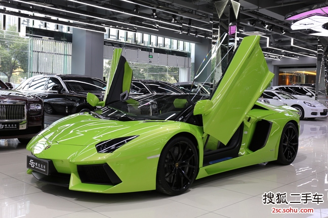 兰博基尼Aventador2013款LP700-4 敞篷版