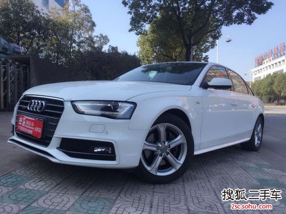 奥迪A4L2015款45 TFSI quattro运动型