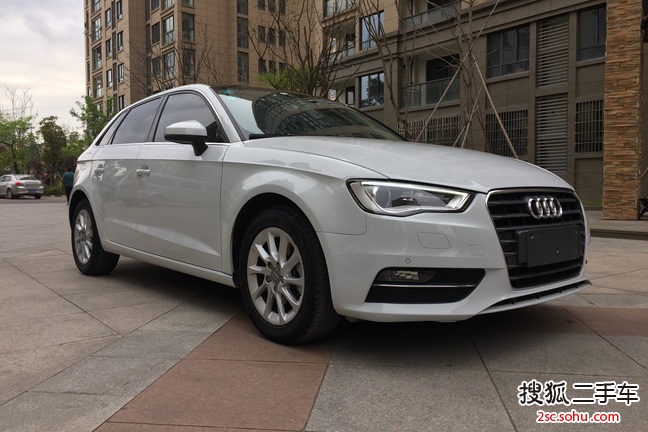 奥迪A3 Limousine2016款35 TFSI 自动领英型