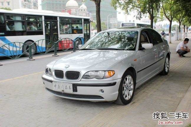 宝马3系2004款325i