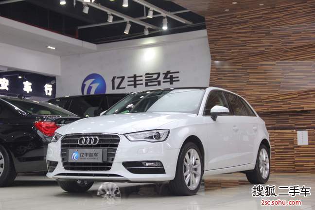 奥迪A3 Sportback2015款40 TFSI 自动舒适型