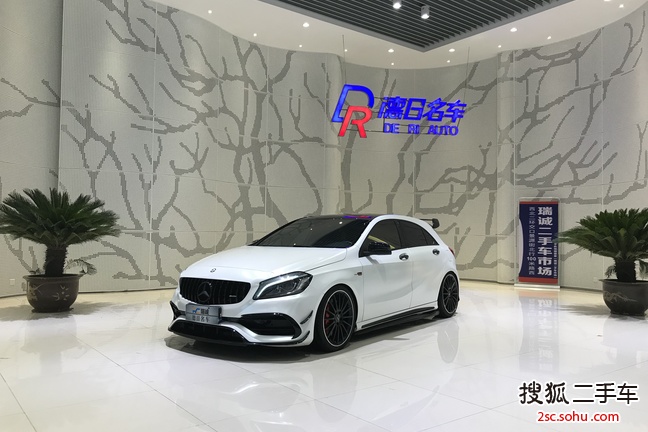 奔驰A45 AMG2017款改款 A 45 AMG 4MATIC