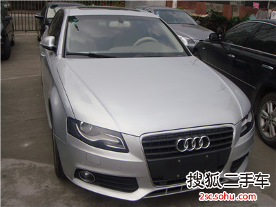 奥迪A4L2012款2.0TFSI 豪华型