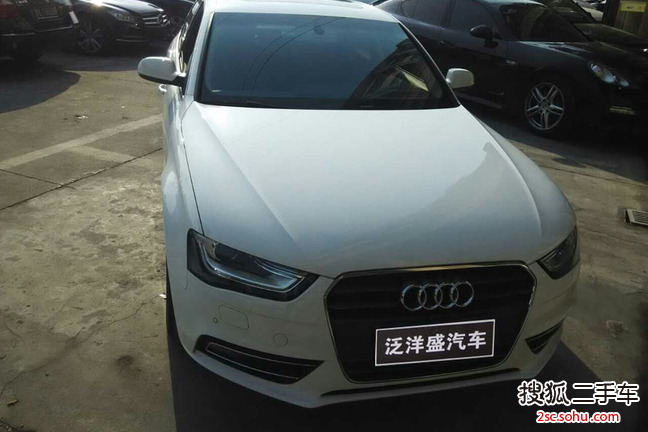 奥迪A4L2013款35 TFSI 自动舒适型