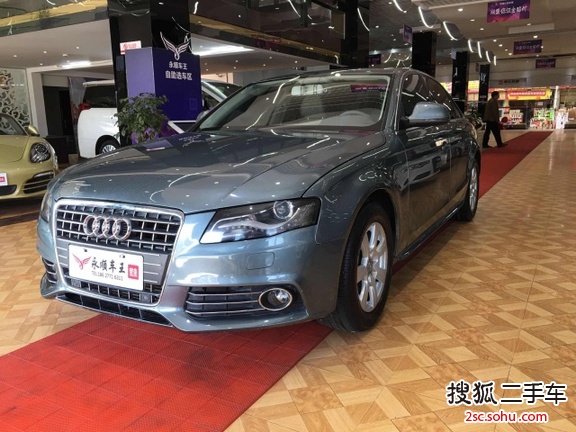 奥迪A4L2012款2.0TFSI 舒适型