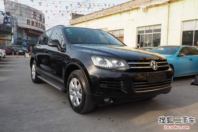 大众途锐2015款3.0TSI V6 标配型 