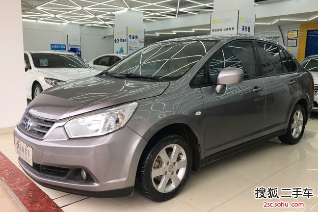 东风启辰D502013款1.6L 手动豪华版