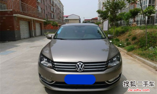 大众帕萨特2011款1.8TSI DSG尊荣版