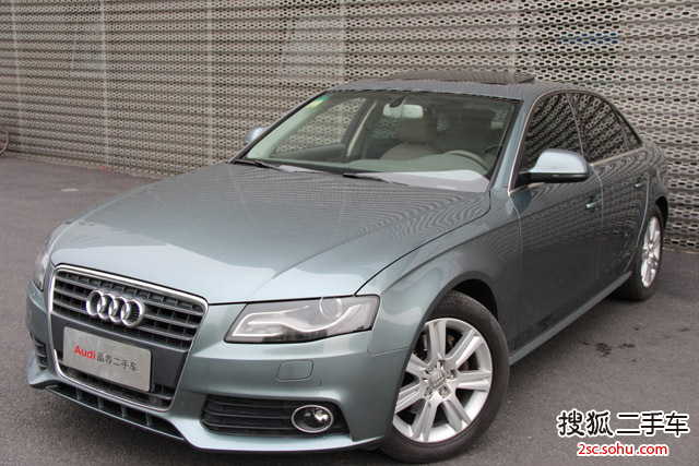 奥迪A4L2010款2.0TFSI 豪华型