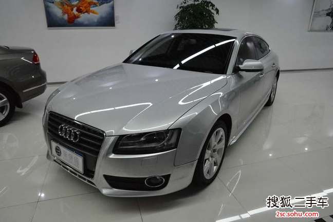 奥迪A5掀背2010款2.0TFSI 舒适型