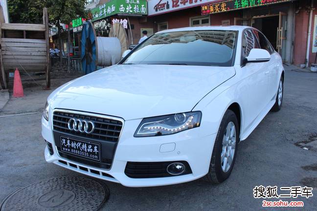 奥迪A4L2011款2.0TFSI 舒适型