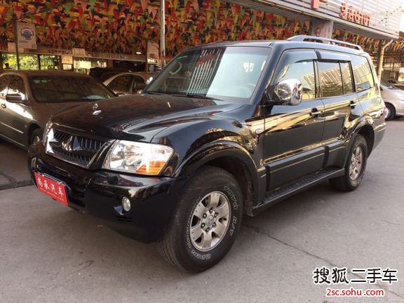 三菱帕杰罗sport2003款3.0 GLS 手动 四驱