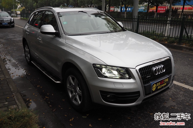 奥迪Q52010款2.0TFSI 技术型