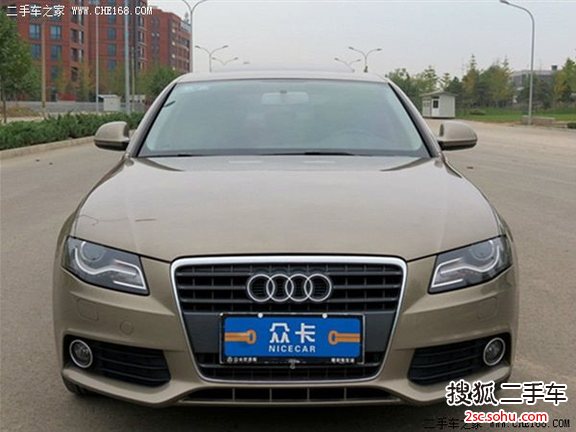 奥迪A4L2011款2.0TFSI 标准型