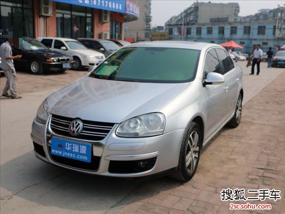 大众速腾2009款1.6L 手动时尚型