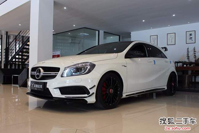 奔驰A45 AMG2016款A 45 AMG 4MATIC