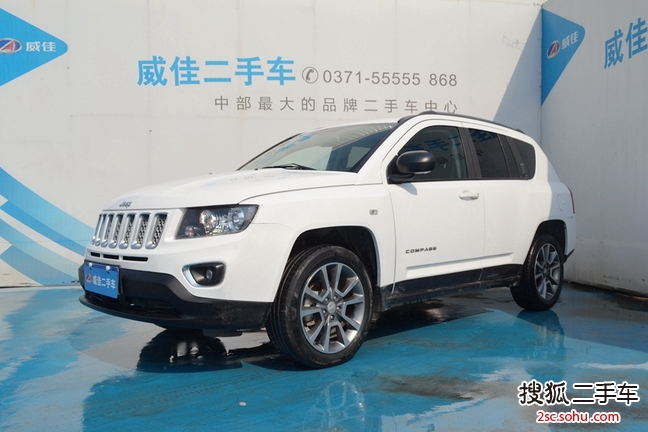 Jeep指南者2013款2.0L 两驱豪华版