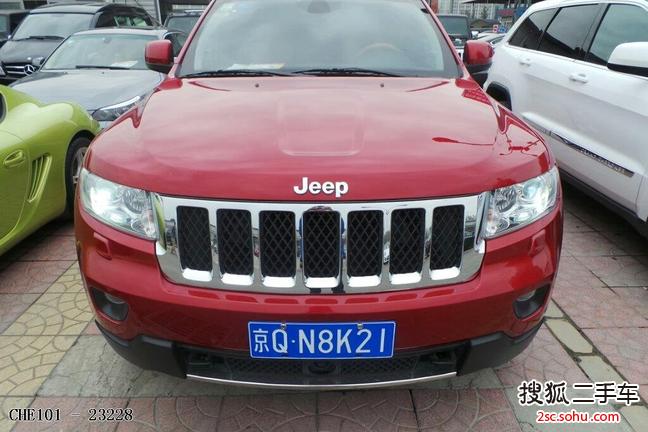 Jeep大切诺基2012款5.7L 旗舰尊崇版