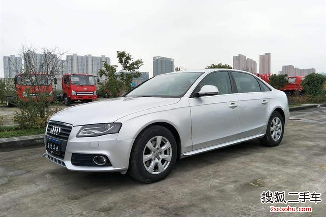 奥迪A4L2010款1.8TFSI 舒适型