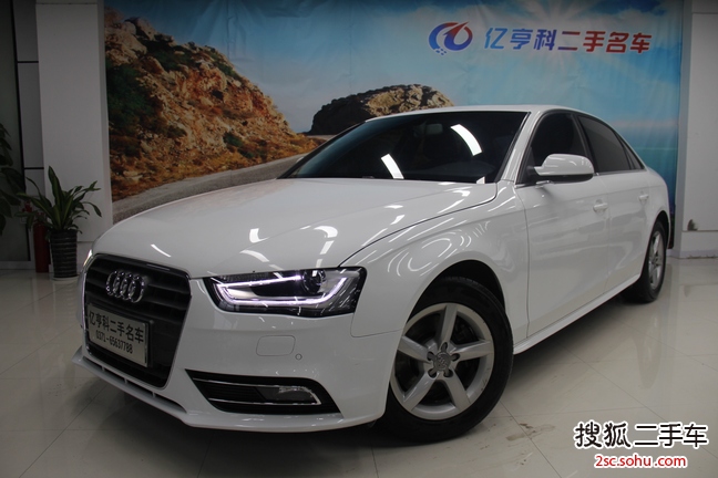 奥迪A4L2013款35 TFSI 自动舒适型