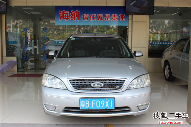 福特蒙迪欧2004款Ghia-limited 2.5电喷 V6