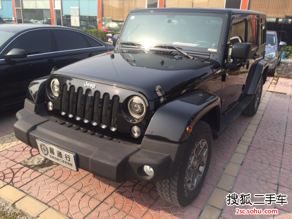 Jeep牧马人四门版2013款3.6L 撒哈拉