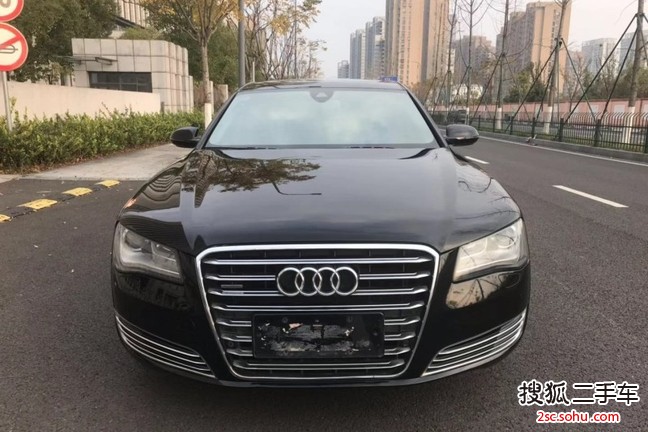 奥迪A8L2013款45 TFSI quattro豪华型